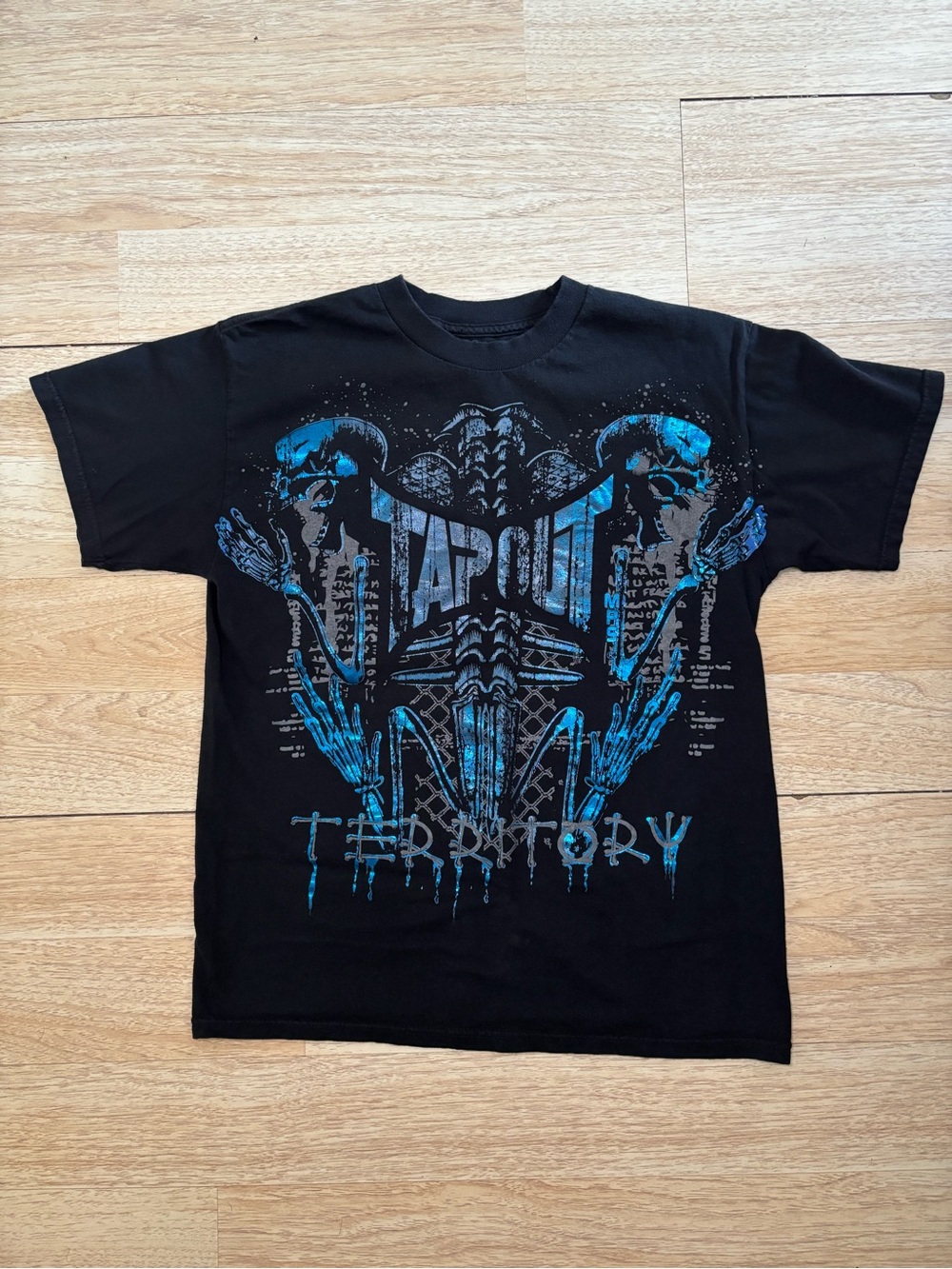 Vintage Tapout Shirt Mens Medium Black Blue MPS Territory Skull Y2K MMA Goth
